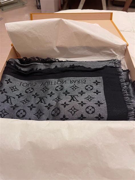 authentic louis vuitton scarf identification.